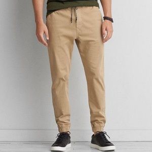 American Eagle Extreme Flex Khaki Joggers M